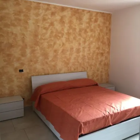 Giantonia Apartment *